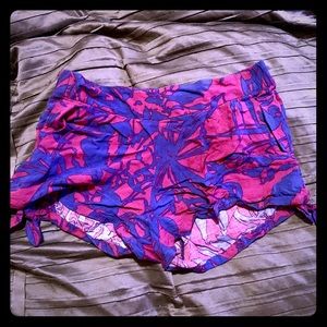 Express cloth pattern shorts